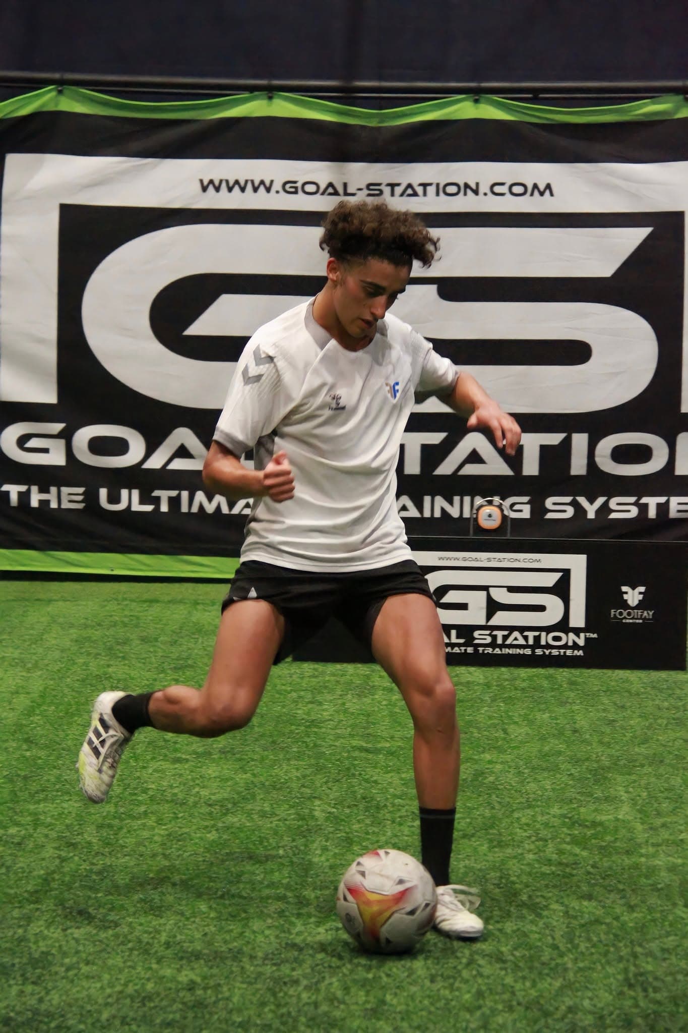 FootFay Center — entraînement technique sur Goal Station